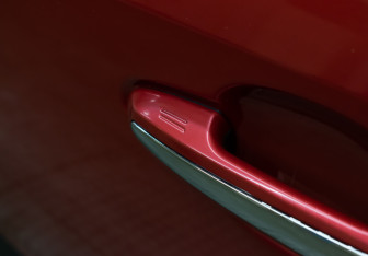 Подержанный автомобиль Toyota RAV4 2021 года (18 фото)