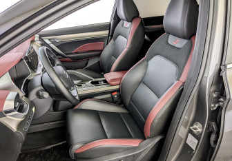 Подержанный автомобиль Geely Coolray 2023 года (21 фото)