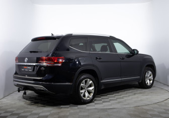 Подержанный автомобиль Volkswagen Teramont 2018 года (4 фото)