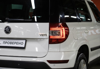 Подержанный автомобиль Skoda Yeti 2014 года (21 фото)