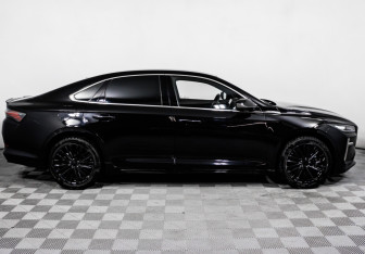 Подержанный автомобиль Geely Preface 2024 года (4 фото)