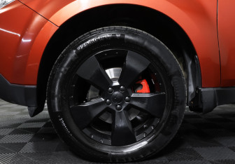 Подержанный автомобиль Subaru Forester Suv 2011 года (24 фото)