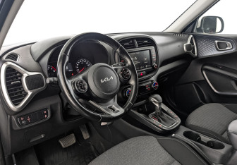 Подержанный автомобиль Kia Soul 2022 года (15 фото)