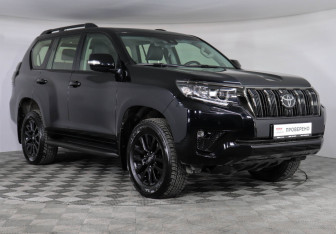 Подержанный автомобиль Toyota Land Cruiser Prado 2022 года (3 фото)