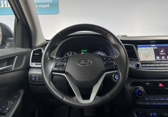 Подержанный автомобиль Hyundai Tucson 2018 года (21 фото)