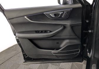 Подержанный автомобиль Chery Tiggo 8 2022 года (19 фото)