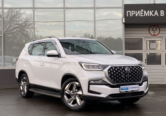 Подержанный автомобиль SsangYong Rexton 2021 года (3 фото)