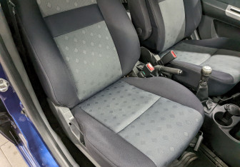 Подержанный автомобиль Hyundai Getz 2008 года (20 фото)