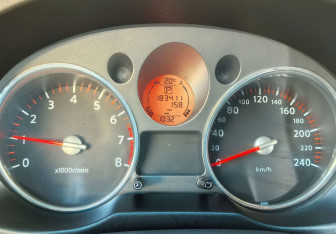 Подержанный автомобиль Nissan X-Trail 2008 года (18 фото)