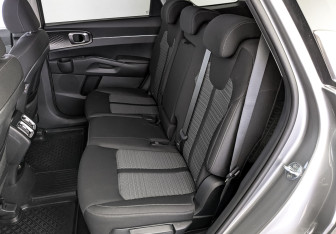 Подержанный автомобиль Kia Sorento 2020 года (18 фото)
