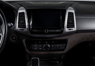 Подержанный автомобиль SsangYong Rexton 2022 года (13 фото)