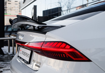 Подержанный автомобиль Audi A7 2018 года (36 фото)