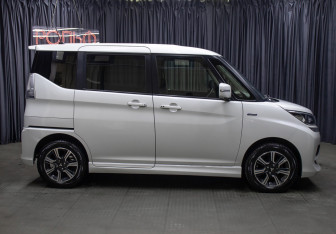 Подержанный автомобиль Mitsubishi Delica D:2 Microvan 2019 года (4 фото)