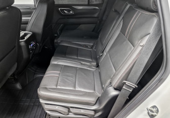 Подержанный автомобиль Chevrolet Tahoe 2021 года (11 фото)