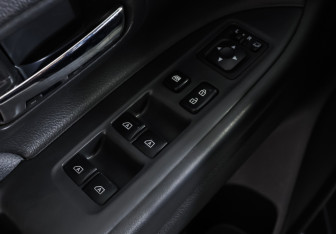 Подержанный автомобиль Mitsubishi Outlander 2021 года (20 фото)