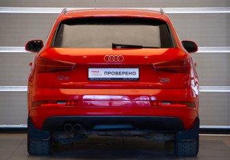 Подержанный автомобиль Audi Q3 2015 года (5 фото)