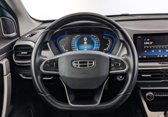 Подержанный автомобиль Geely Coolray 2023 года (22 фото)