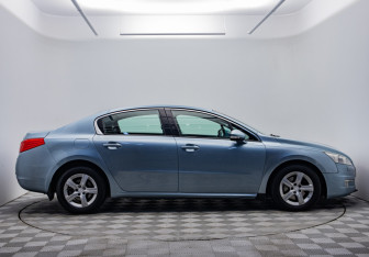 Подержанный автомобиль Peugeot 508 Sedan 2012 года (4 фото)
