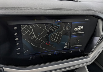 Подержанный автомобиль Volkswagen Touareg 2018 года (28 фото)