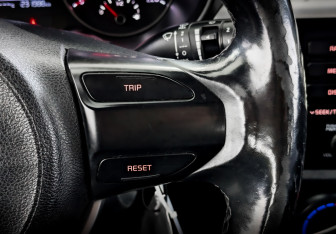 Подержанный автомобиль Kia Rio Hatchback 2019 года (27 фото)