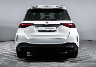 Подержанный автомобиль Mercedes-Benz GLE 2024 года (6 фото)