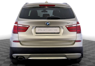 Подержанный автомобиль BMW X3 2013 года (6 фото)