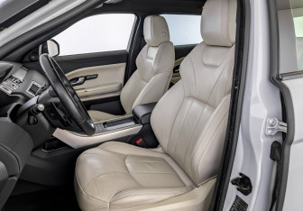 Подержанный автомобиль Land Rover Range Rover Evoque 2015 года (20 фото)