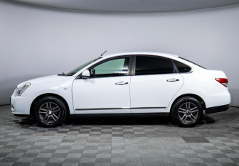 Подержанный автомобиль Nissan Almera Sedan 2017 года (8 фото)