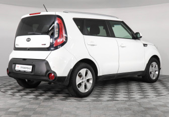 Подержанный автомобиль Kia Soul 2016 года (5 фото)