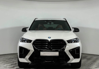 Подержанный автомобиль BMW X5 M 2024 года (4 фото)