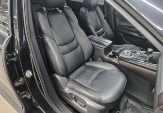 Подержанный автомобиль Mazda CX-9 2018 года (22 фото)