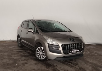 Подержанный автомобиль Peugeot 3008 2010 года (3 фото)