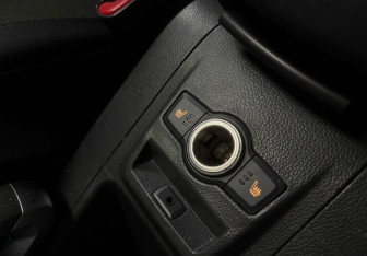 Подержанный автомобиль Opel Antara 2011 года (21 фото)