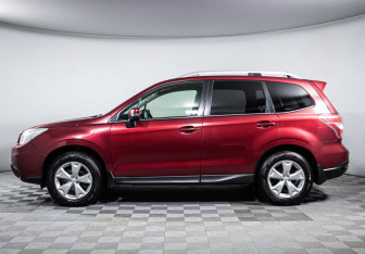 Подержанный автомобиль Subaru Forester Suv 2013 года (8 фото)
