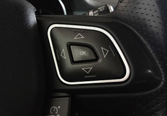 Подержанный автомобиль Land Rover Range Rover Evoque 2012 года (18 фото)