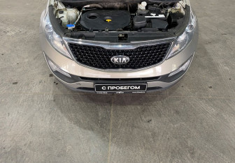 Подержанный автомобиль Kia Sportage 2015 года (9 фото)