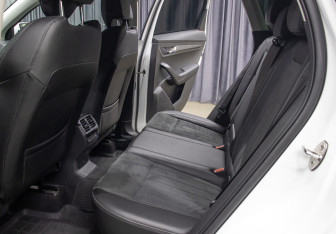 Подержанный автомобиль Skoda Karoq 2020 года (12 фото)