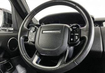 Подержанный автомобиль Land Rover Range Rover Sport 2018 года (14 фото)