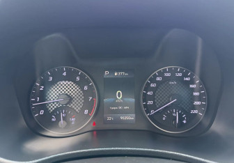 Подержанный автомобиль Hyundai Solaris Sedan 2021 года (12 фото)