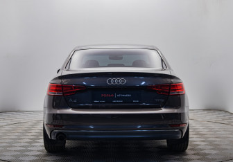 Подержанный автомобиль Audi A4 Sedan 2016 года (4 фото)