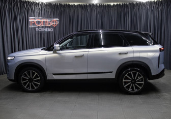 Подержанный автомобиль Jaecoo J7 2023 года (8 фото)