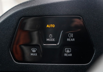 Подержанный автомобиль Volkswagen Caddy Compactvan 2021 года (12 фото)