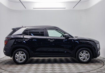 Подержанный автомобиль Hyundai Creta 2022 года (6 фото)