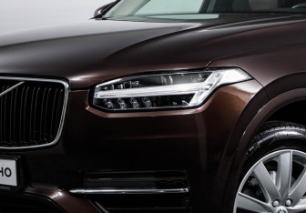 Подержанный автомобиль Volvo XC90 2019 года (16 фото)