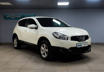Подержанный автомобиль Nissan Qashqai 2013 года (3 фото)