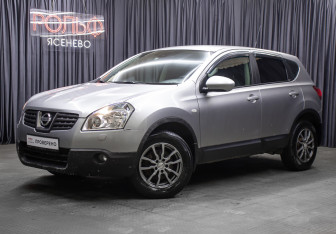Подержанный автомобиль Nissan Qashqai 2008 года (1 фото)