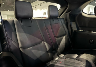 Подержанный автомобиль Mazda CX-9 2018 года (13 фото)