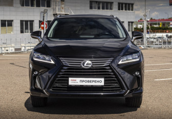 Подержанный автомобиль Lexus RX 2017 года (2 фото)