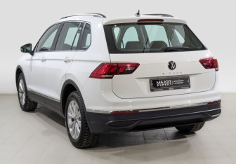Подержанный автомобиль Volkswagen Tiguan 2021 года (7 фото)