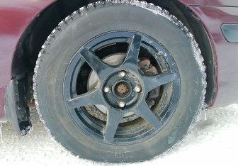 Подержанный автомобиль Hyundai Elantra Sedan 2004 года (16 фото)